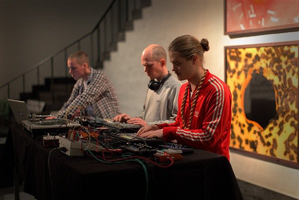 Daniel Savio, Frans Carlquist och Leo Kristoffer Malmsten pÃ¥ Liljevalchs 2010